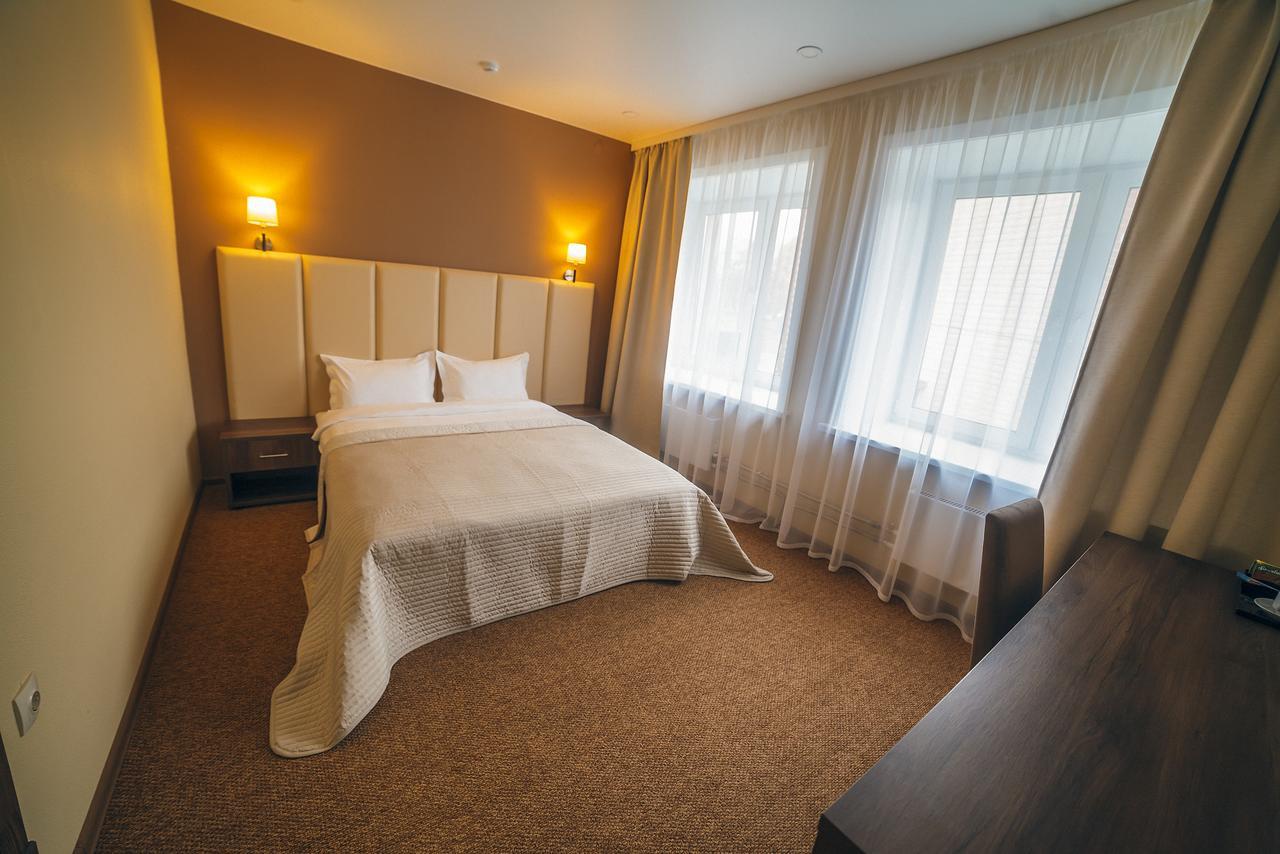 Zagreb Hotel Leninsk-Kuznetskiy Ngoại thất bức ảnh